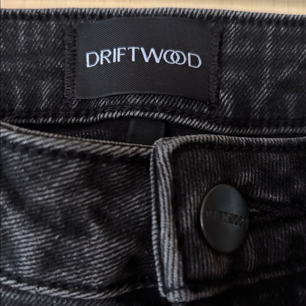 Driftwood Connie Black Denim Floral Embroidered Cutoff Shorts boho/festival 25 - Picture 4 of 8